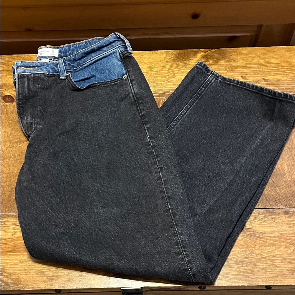 Abercrombie & Fitch Dark Gray Straight Jeans size 29  8  extra short